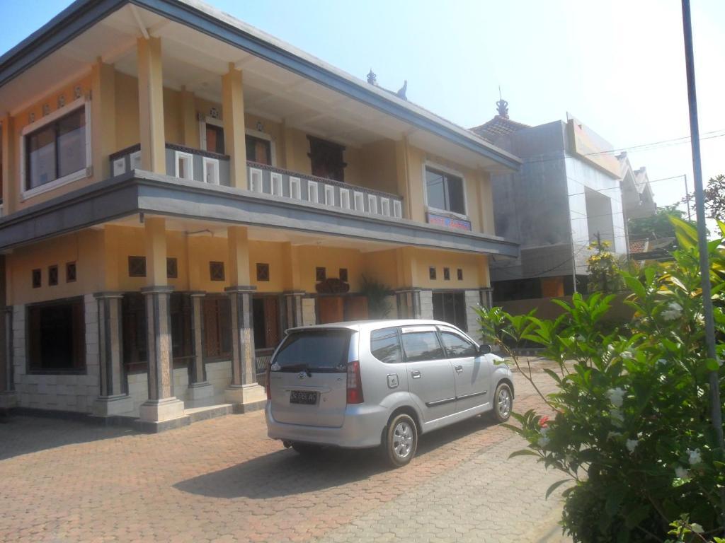 Hotel Sentral Buleleng  Екстер'єр фото