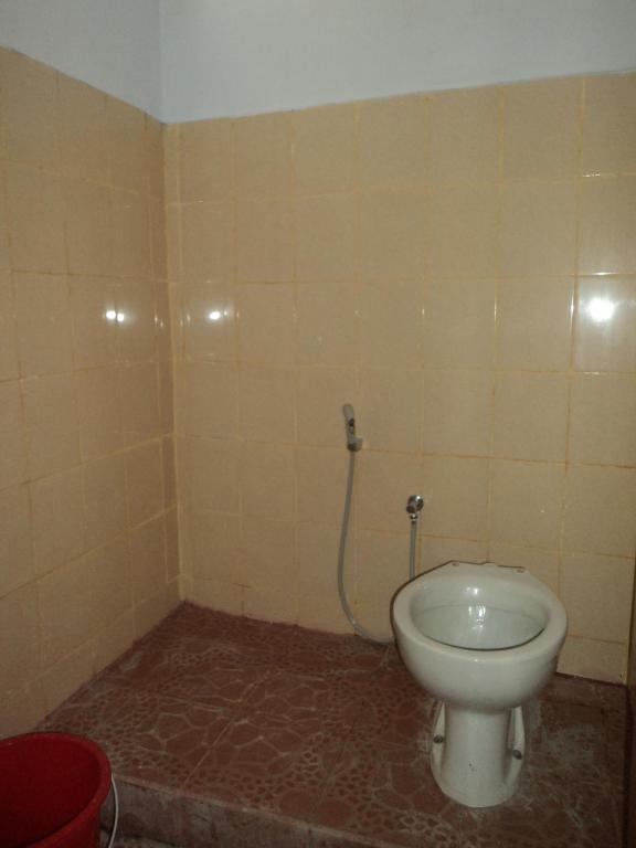 Hotel Sentral Buleleng  Екстер'єр фото