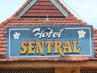 Hotel Sentral Buleleng  Екстер'єр фото