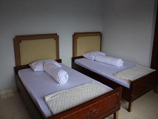 Hotel Sentral Buleleng  Екстер'єр фото