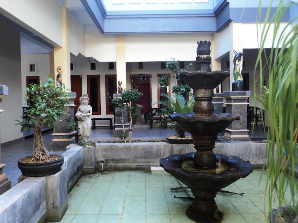 Hotel Sentral Buleleng  Номер фото
