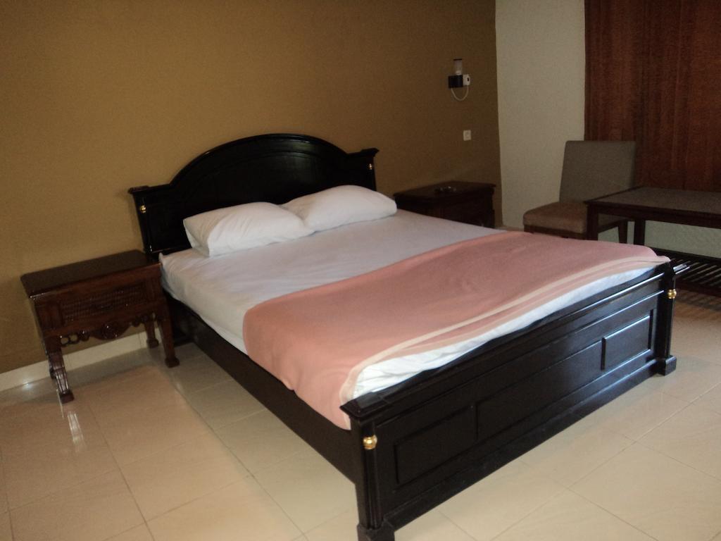 Hotel Sentral Buleleng  Номер фото